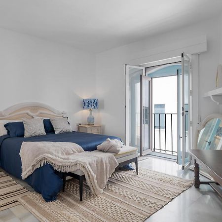 Luxurious Frontline Penthouse In Puerto Banus Apartment Марбеля Екстериор снимка